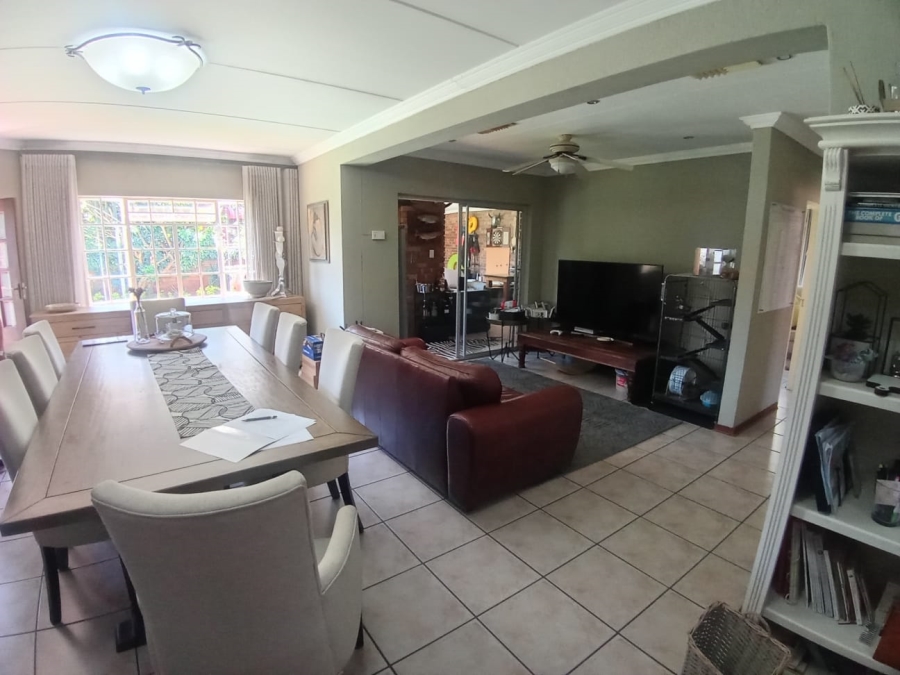 To Let 4 Bedroom Property for Rent in Geelhoutpark North West
